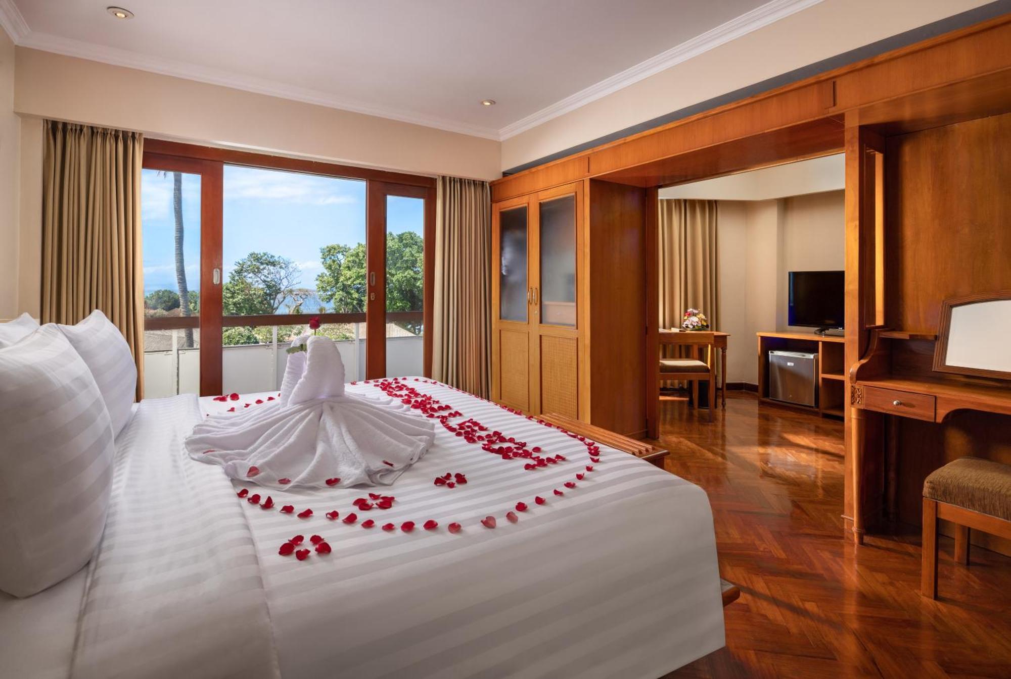 Prama Sanur Beach Bali Екстер'єр фото Suite room